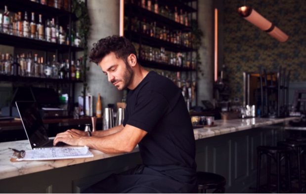 Here’s Why You Need to Host a Holiday Themed Trivia Night